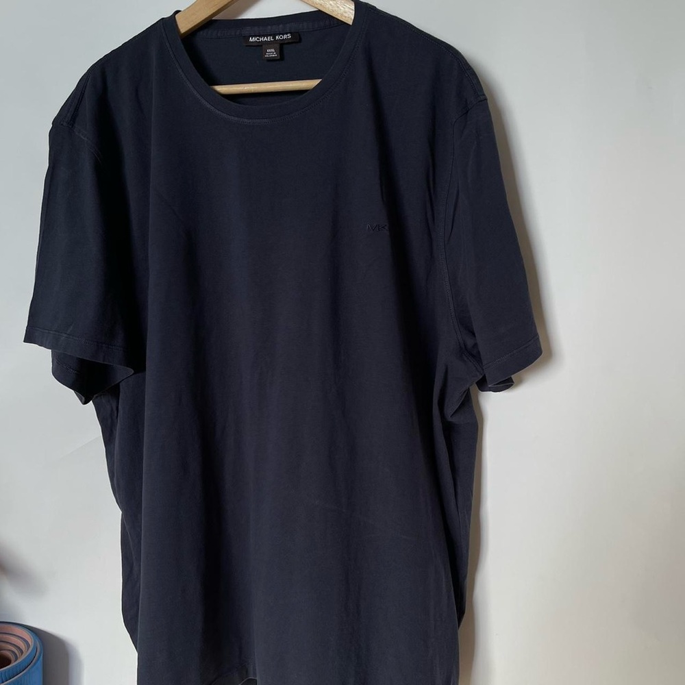 Michael Kors🧢Men T-shirt  Size: XXL